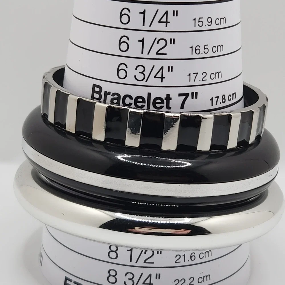 Bold Sculptural Bangle Bracelet Set 3‎ Piece Black Silver Tone Enamel Chicos MCM